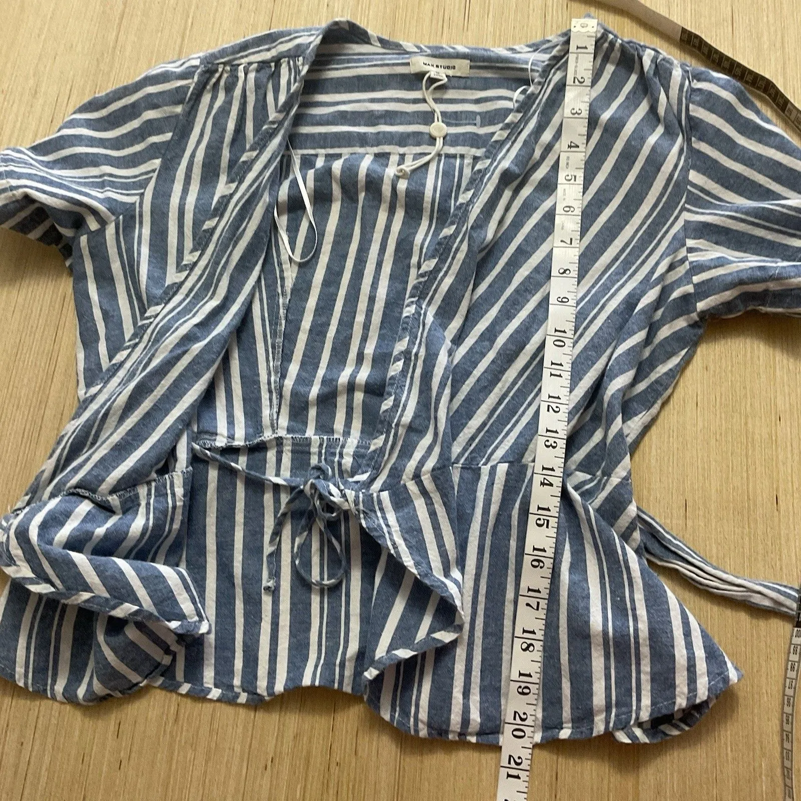 Max Studio Womens Medium Peplum Wrap Top Blue Ivory Stripe Side Tie Linen V Neck - Image 5