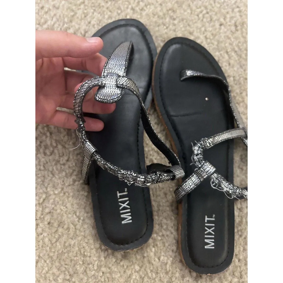 Mix It Shoes Sandals Used Size 8 - Image 2