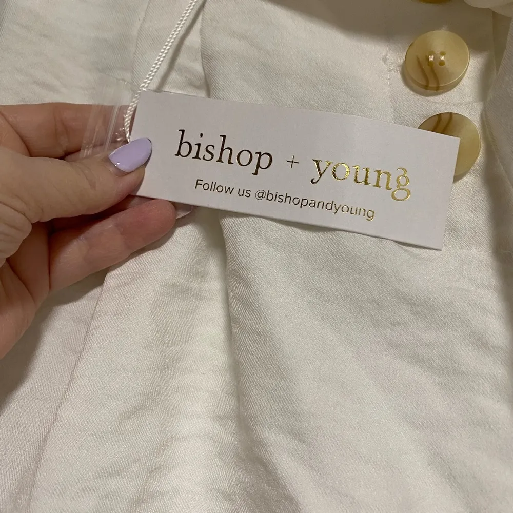 New Bishop & Young Shorts Size Large - Image 3