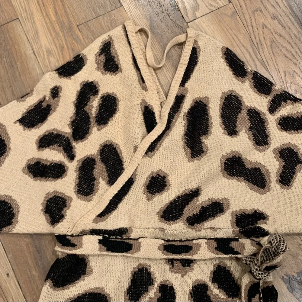 Cool Attitude Cameo Batwing Beige Animal Print Knit Dress Size XL - Image 5