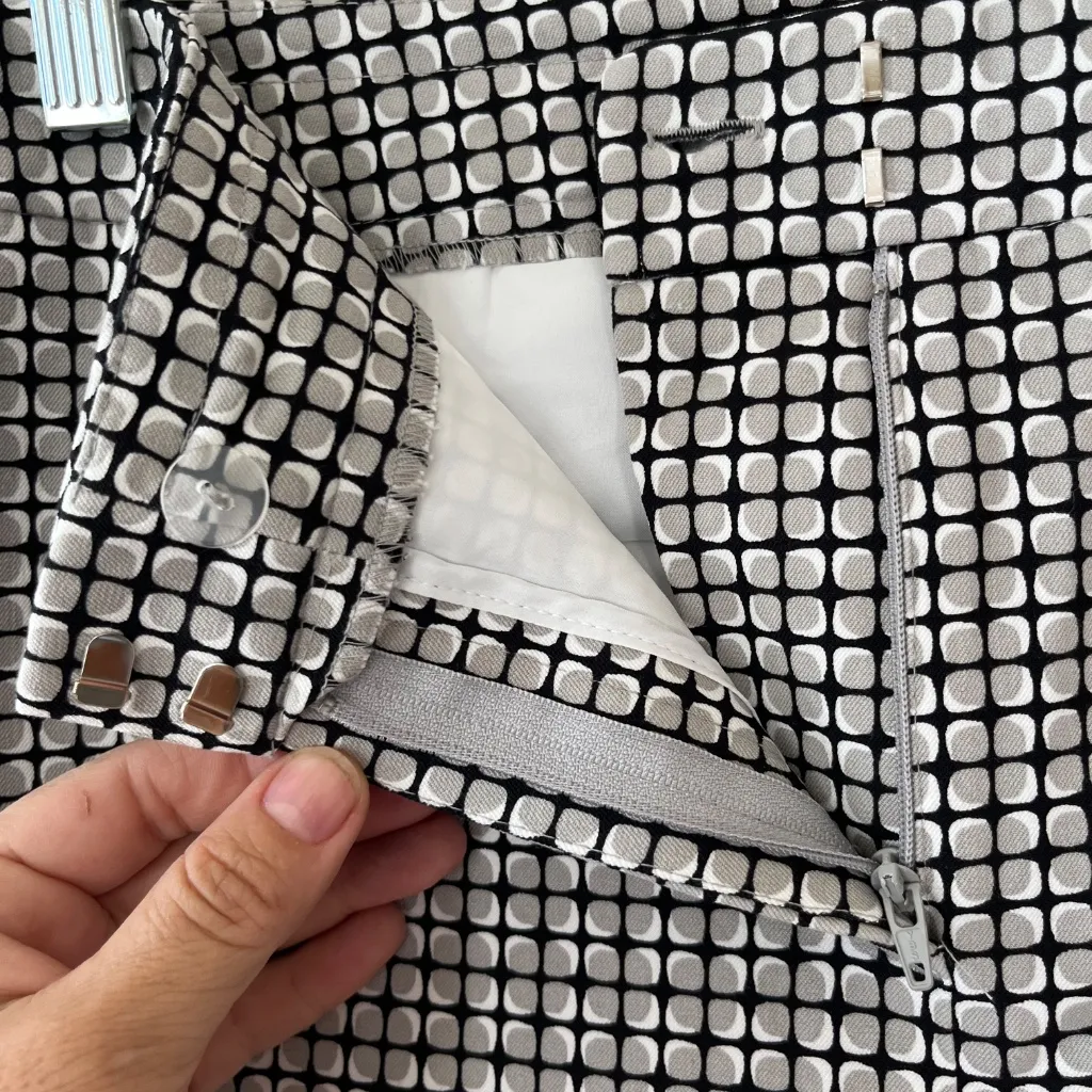 Alfani Plus Size 16W Gingham Slim Fit Pull On Tummy Control Ankle Stretch Pants - Image 5