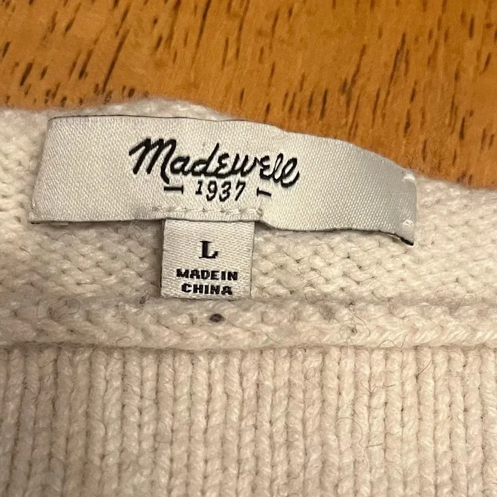 pullover long sleeved merino wool/yak hair blend sweater, size Large - Image 3