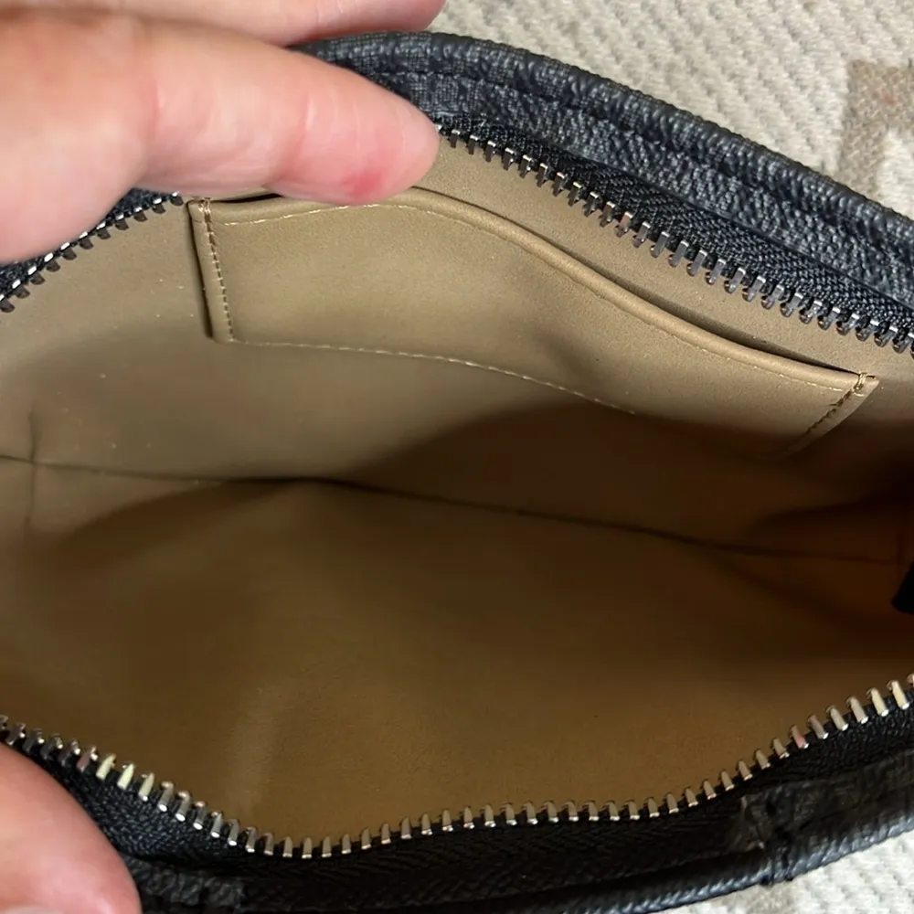 Michael Michael Kors Women's Silver Jet Set Fanny Pack Belt Bag, L/XL - Image 7