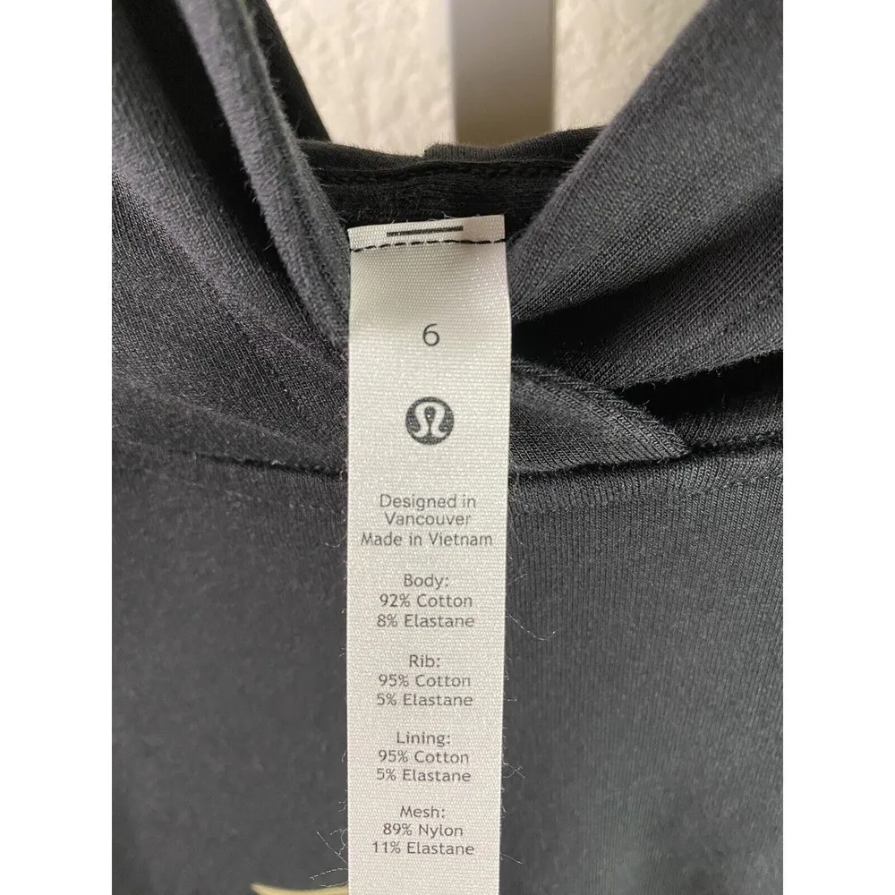 Lululemon Black Scuba Pullover Hoodie Sweatshirt Sz 6 Women’s Yoga -varsity logo - Image 6