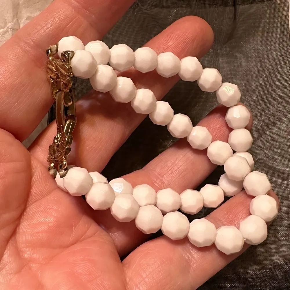 Vintage White Milk Glass Bead Double Strand Bracelet White - Image 7