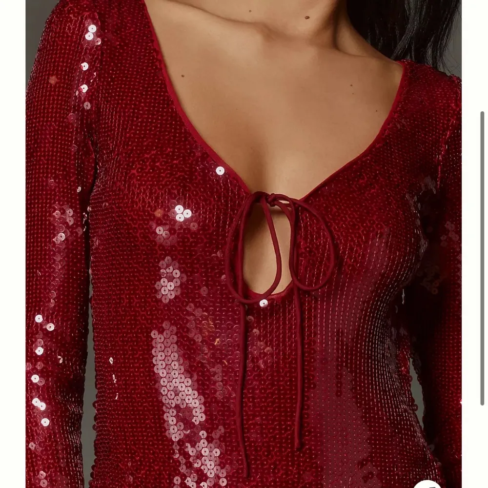 Anthro -Bardot Verona Long-Sleeve
Sequin Mini Dress Size 10 - Image 4