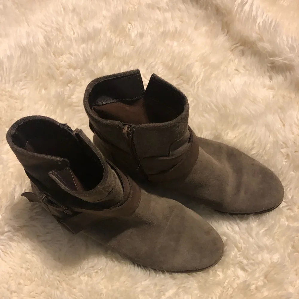 SOLE Society Boots - Image 4