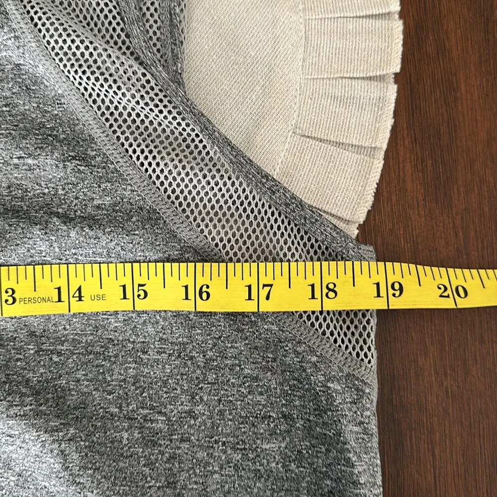 Women’s Breathable Gray Hooded Athletic Sleeveless Tank Top Mesh Medium - Image 6