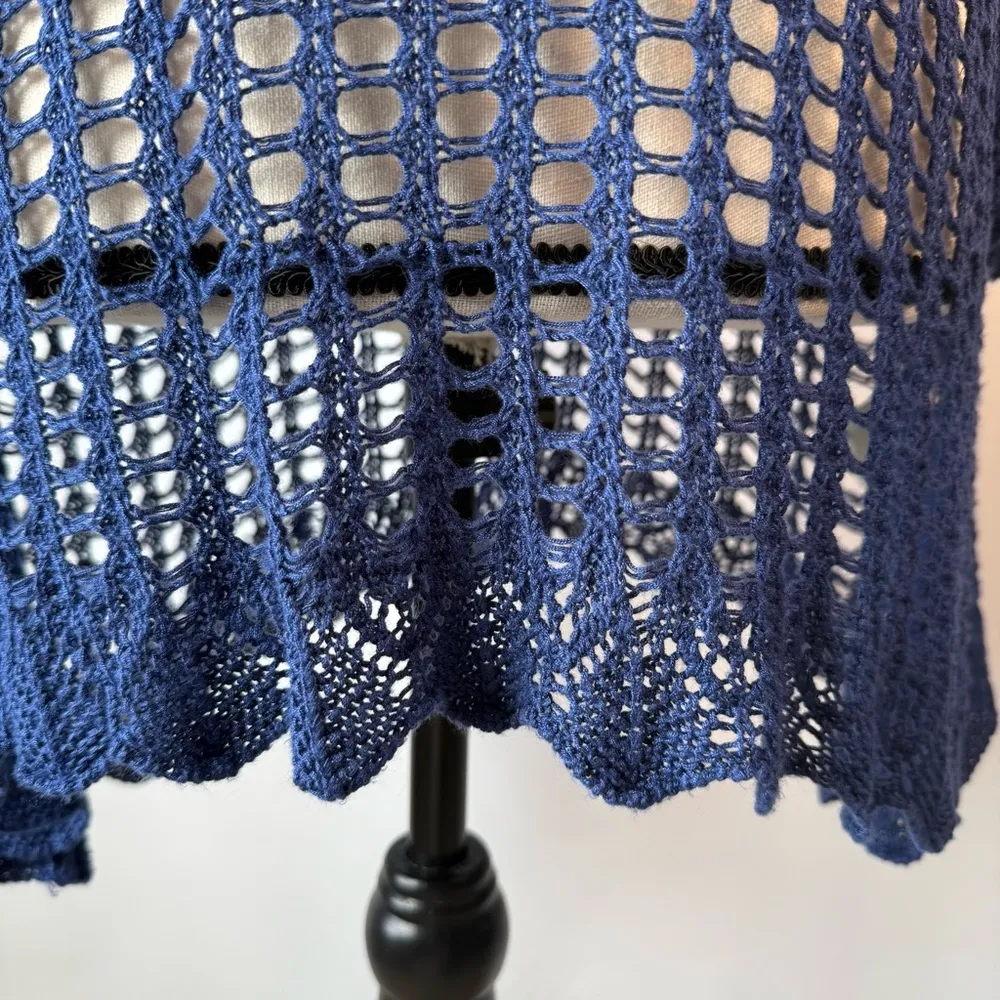 Simply Noelle Blue Crochet Swim Coverup with‎ V-Neck size small Cottagecore - Image 7