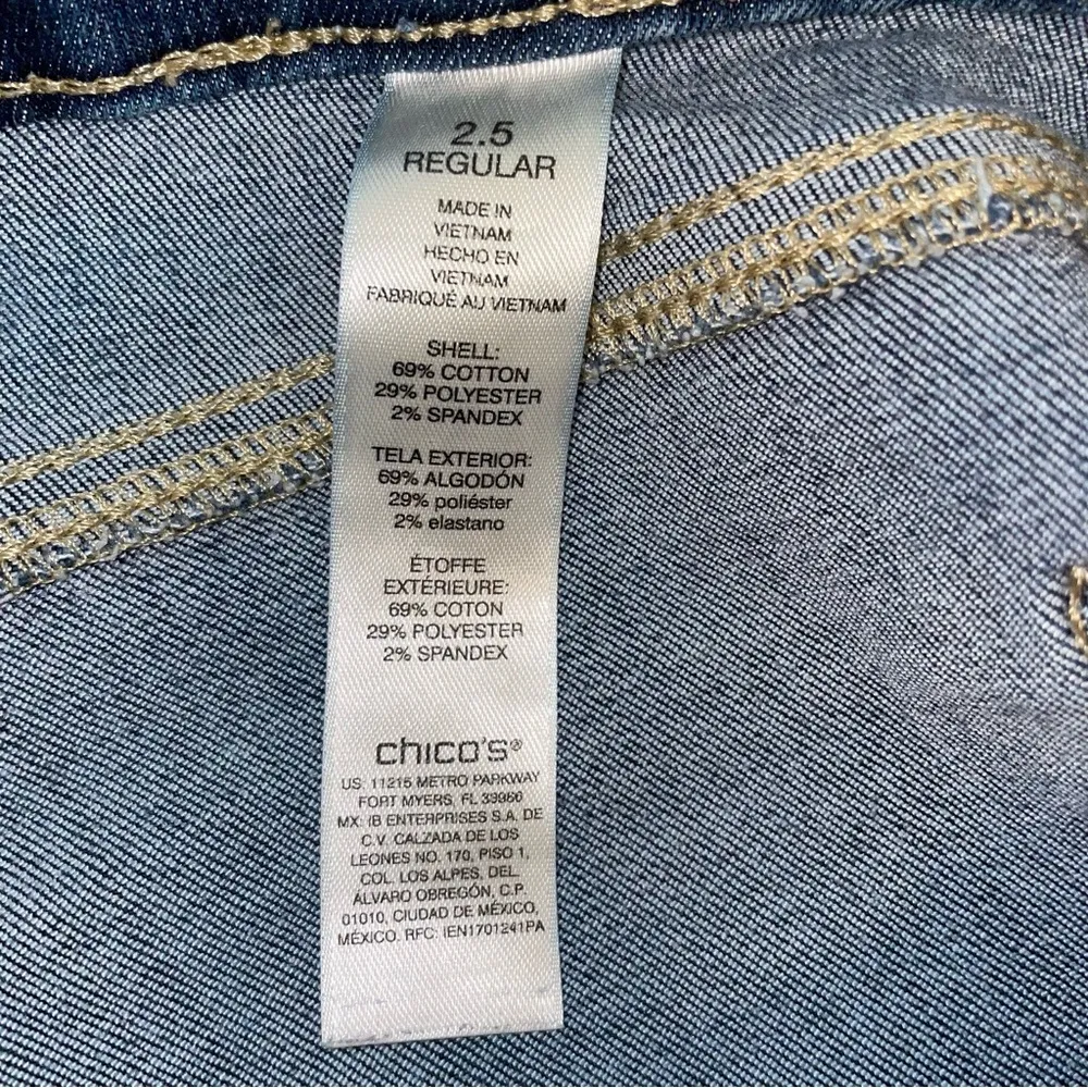 Chico’s Straight Leg Dark Wash Jeans Size 2.5R or 14 - Image 6