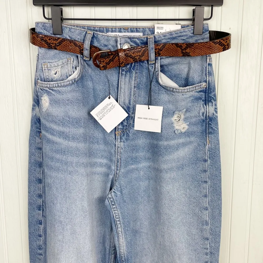 NEW Zara Distressed Belted High Rise Straight Leg Jeans with Rips Size 34 US 2 - Image 6