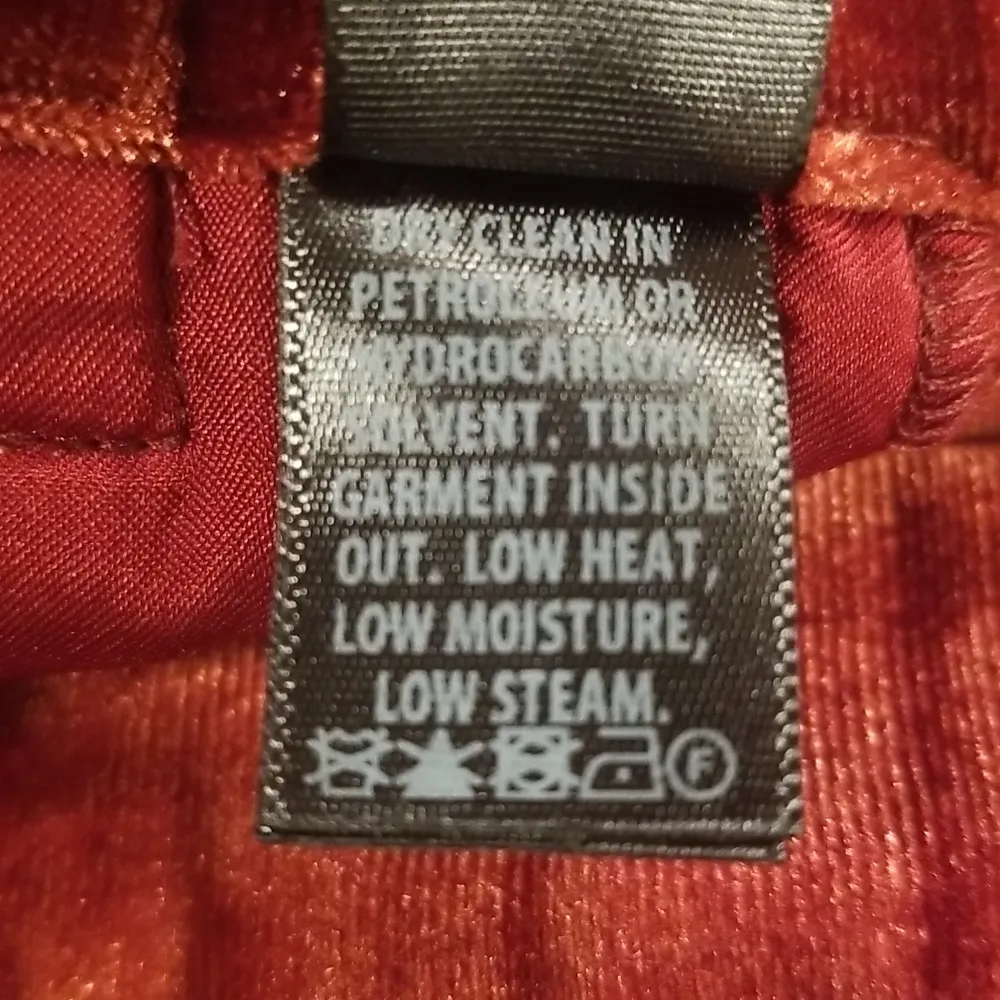 💕ST. JOHN💕 Crushed Velvet Pants with Elasticized Back Waist Oxblood Red L NWOT - Image 11