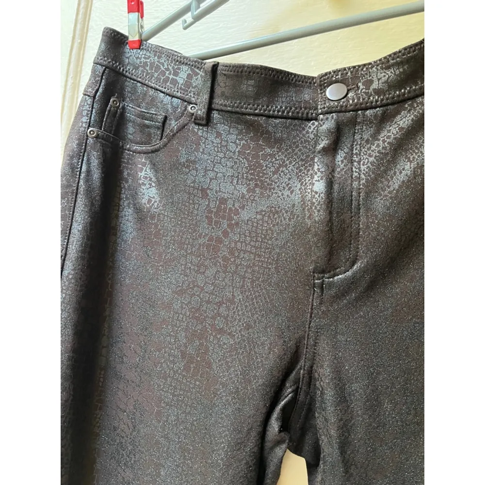 Chico's dark brown stretch metallic embossed coated snakeskin jegging, Size 25 - Image 2