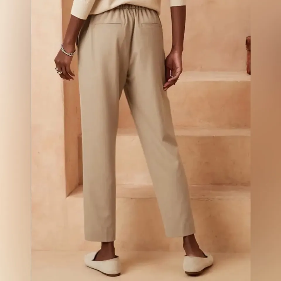 Banana Republic Loafers Sued Beige, Water replenished Sz 9 - Image 2