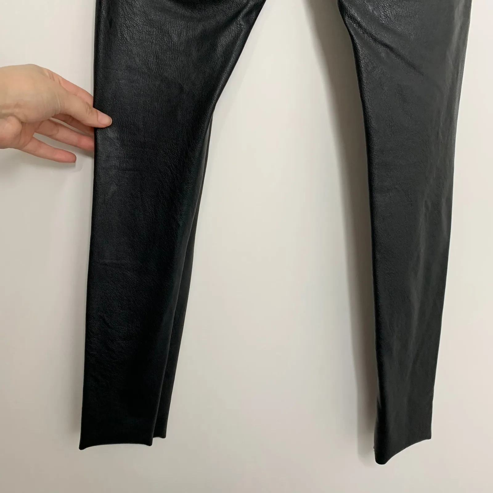 Commando Perfect Control Faux-Leather Legging Black Womens Medium - Image 8