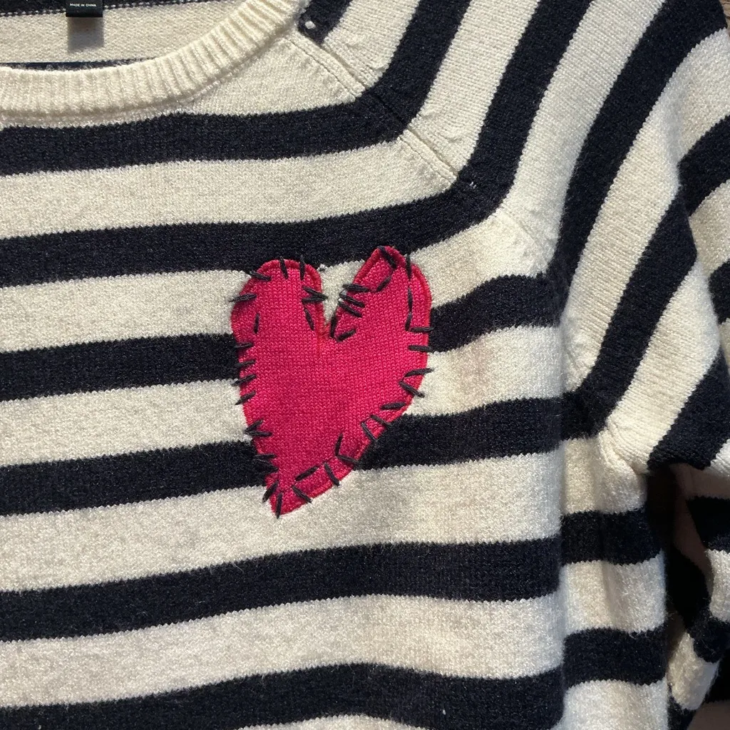 Aqua X Kerri Rosenthal Striped Heart Patch Sweater Size Extra Small White - Image 4