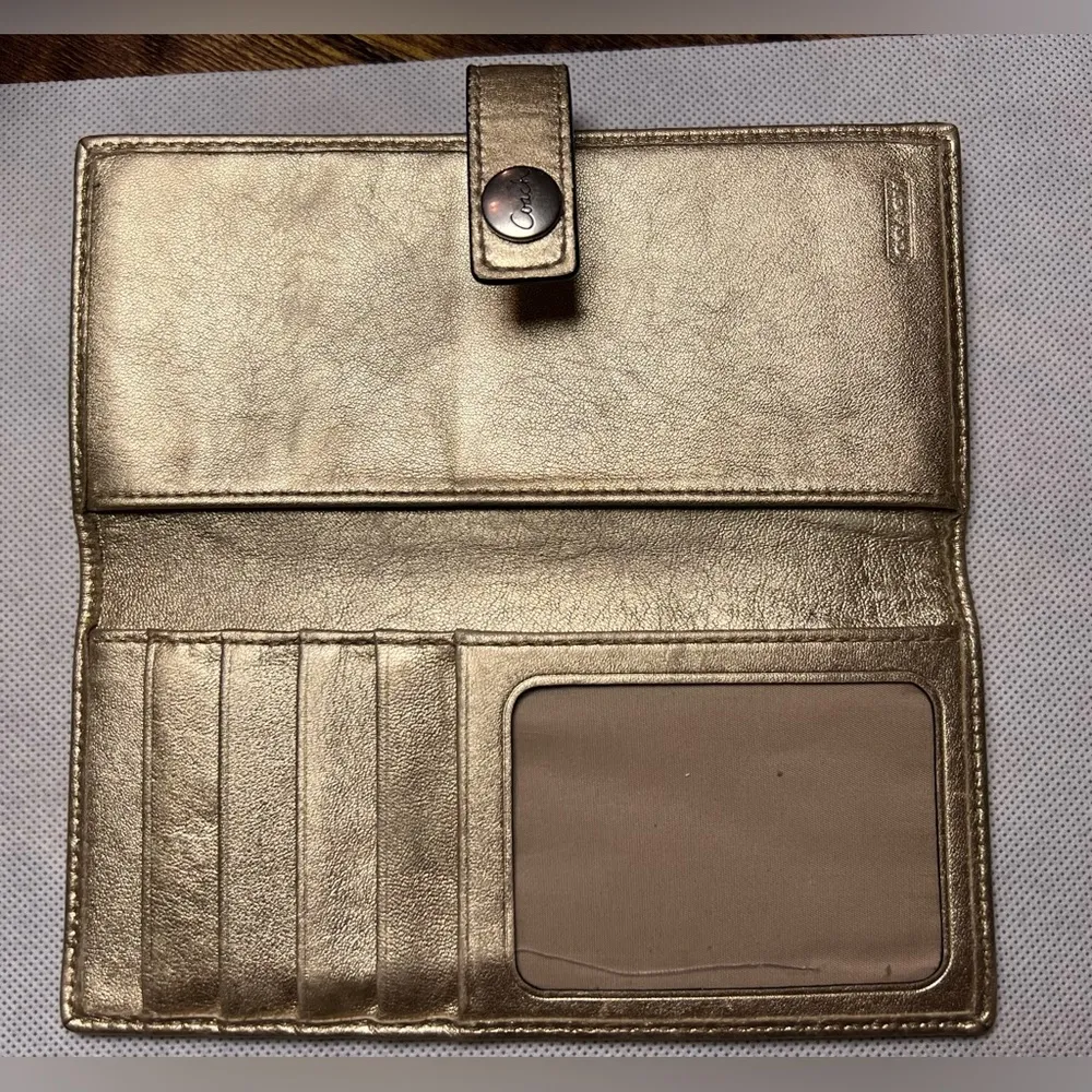 New York | Signature C billfold. - Image 9