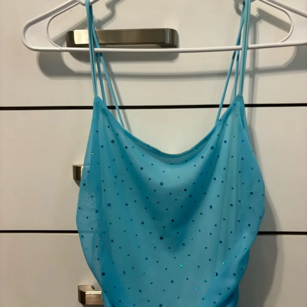 Lucy In the Sky Blue Ruched Sequin Mini Dress - Image 4