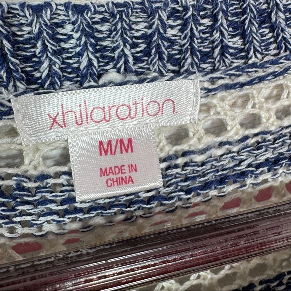 Xhilaration‎ Striped Open Weave Mesh Sweater Blue Cream Medium - Image 9