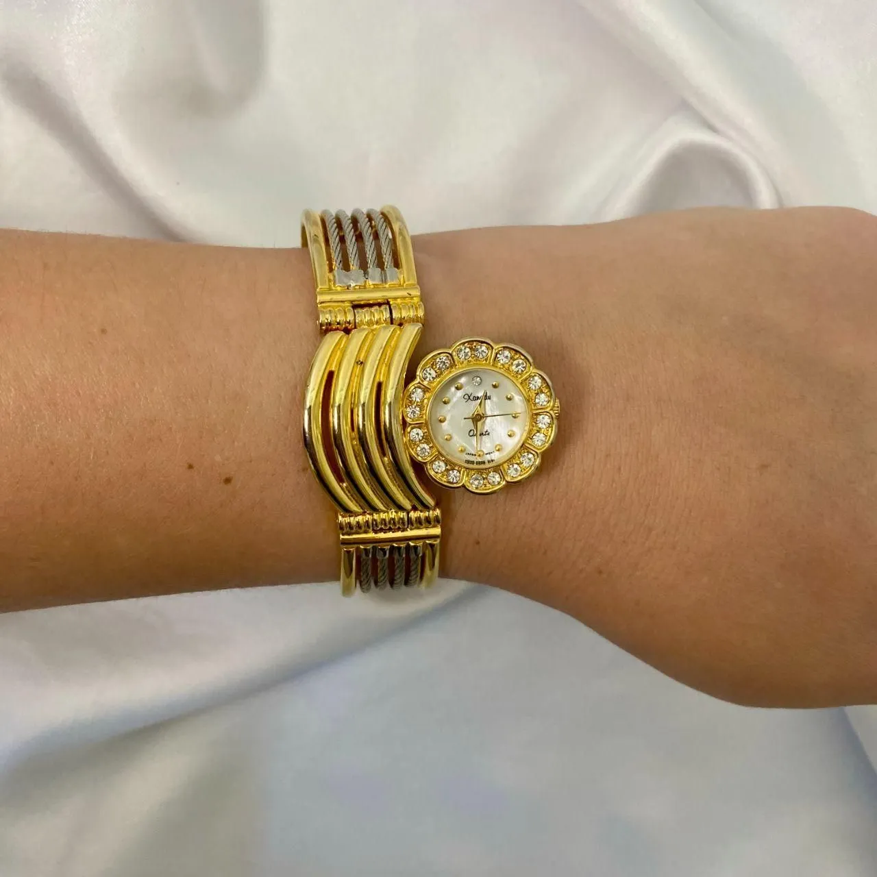 Vintage Dainty Silver Gold Two - Image 6