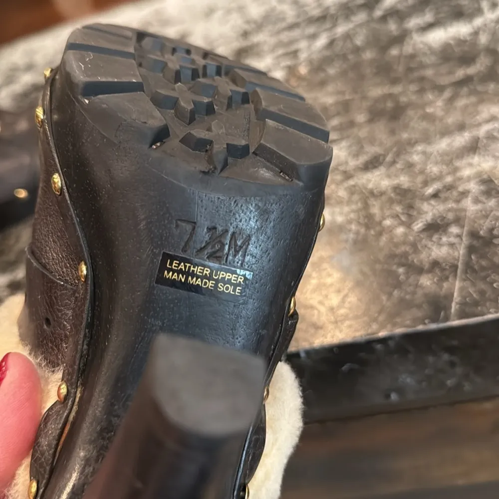 Michael Kors Black Leather and Shearling Heeled Clogs Size 7.5 - Image 8