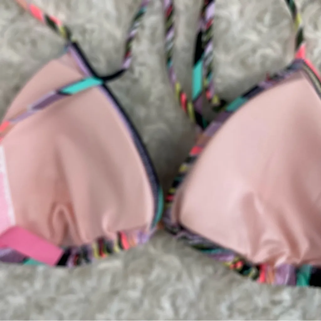 Victoria’s Secret swim top size medium - Image 2