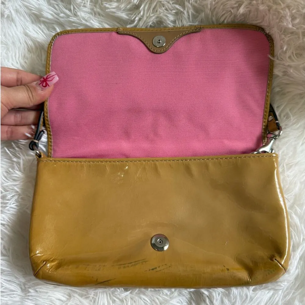 COACH Wristlet / Mini Purse - Image 6