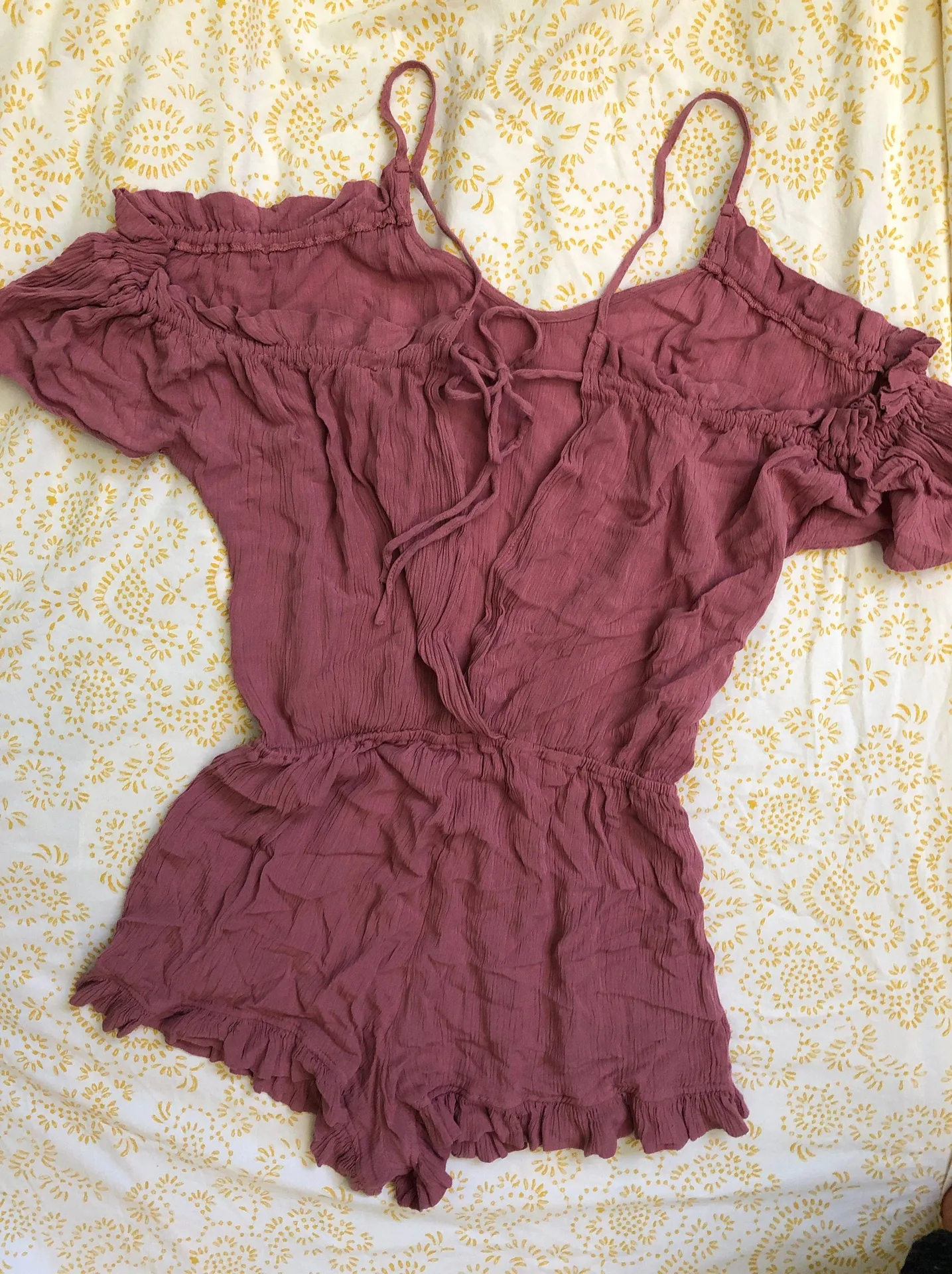 Charlotte Russe Romper - Image 5