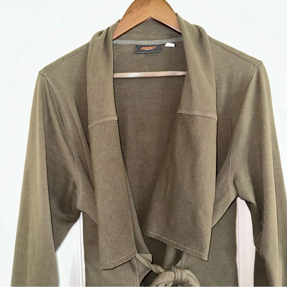 DKNY active olive green open front, belted cardigan, women, no size tag - Image 3