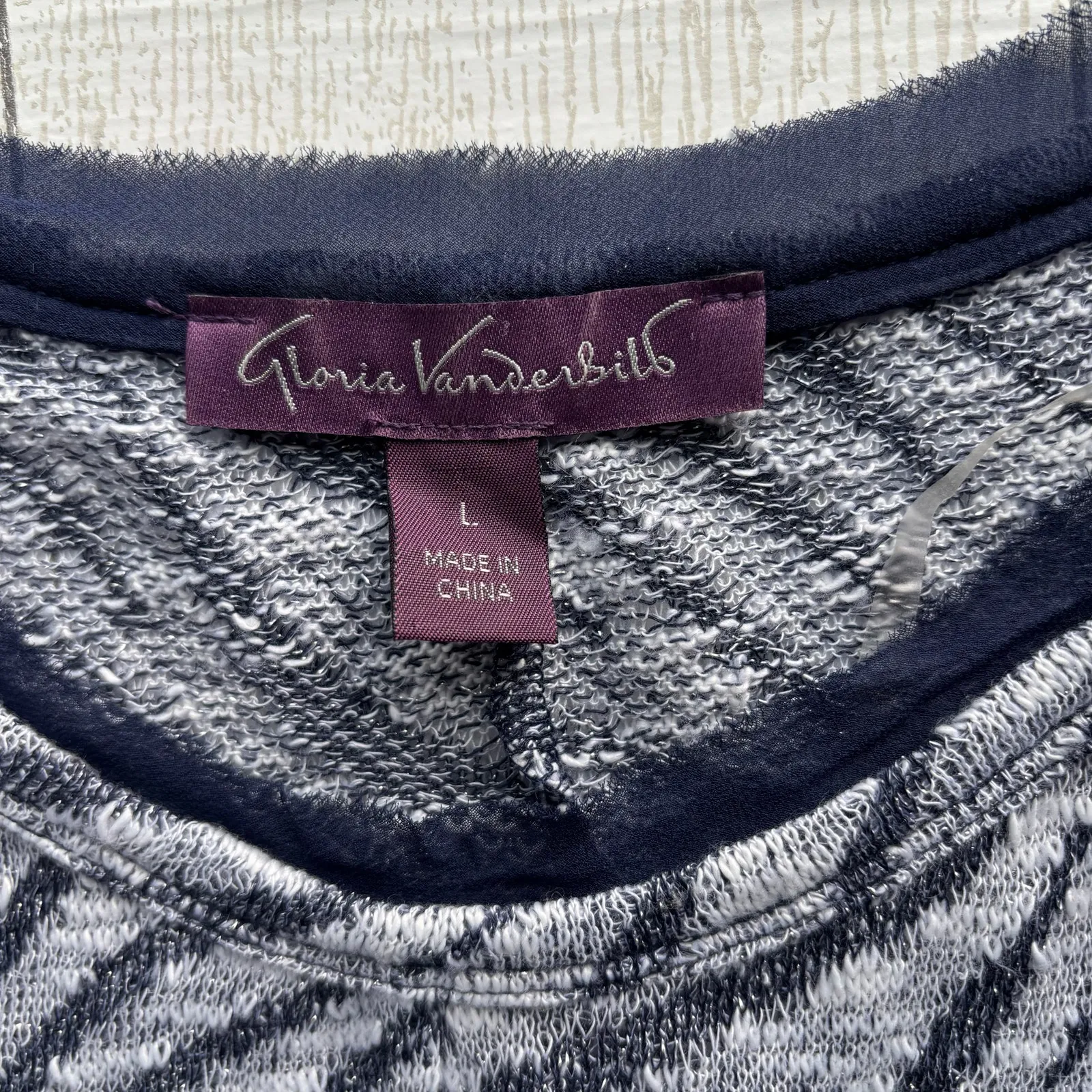 Gloria Vanderbilt Women’s Navy Blue Gray & White Knit Sweater Size L - Image 5
