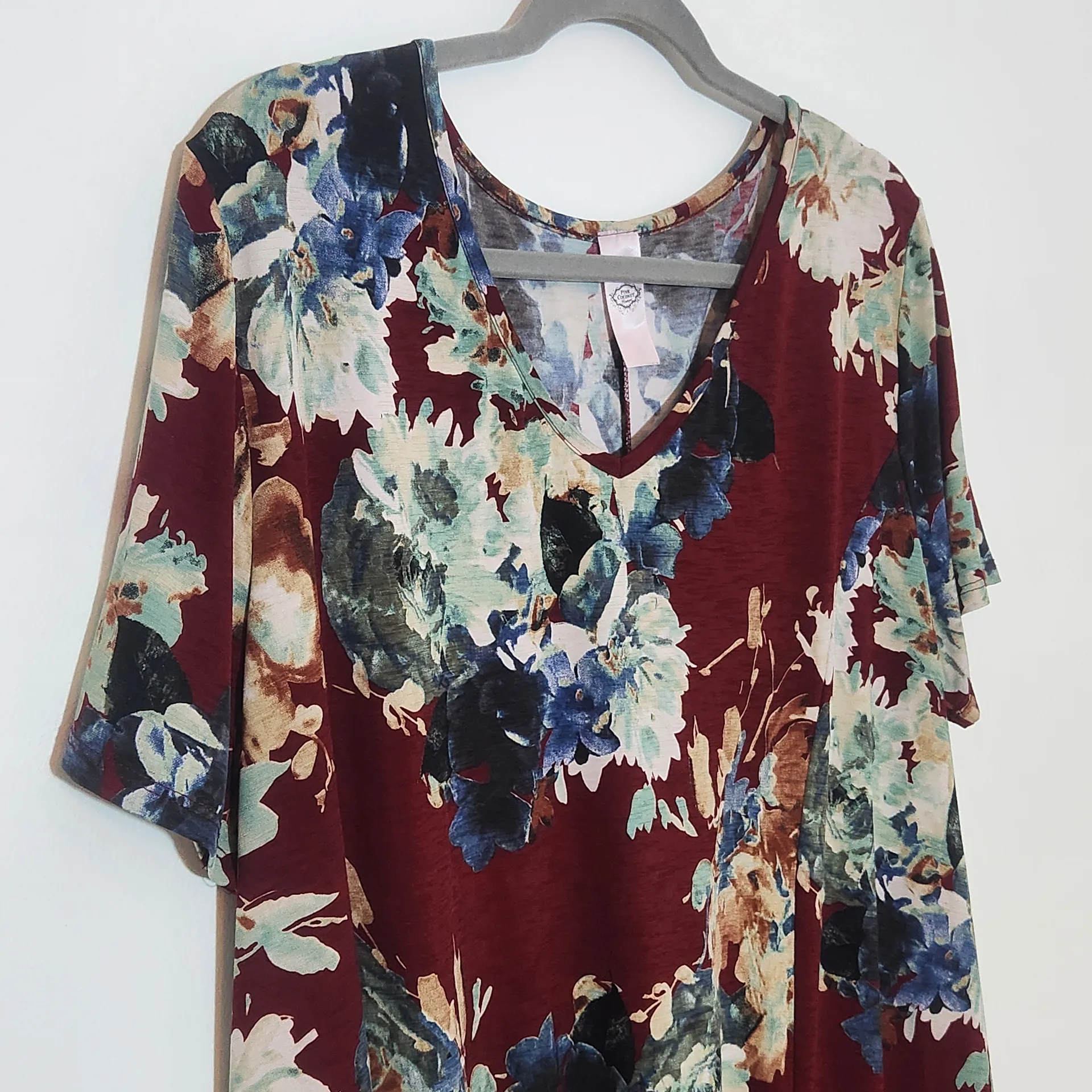 Pink Coconut Burgundy Floral V-Neck Tunic Short Sleeve Oxblood Swing Top - Image 5