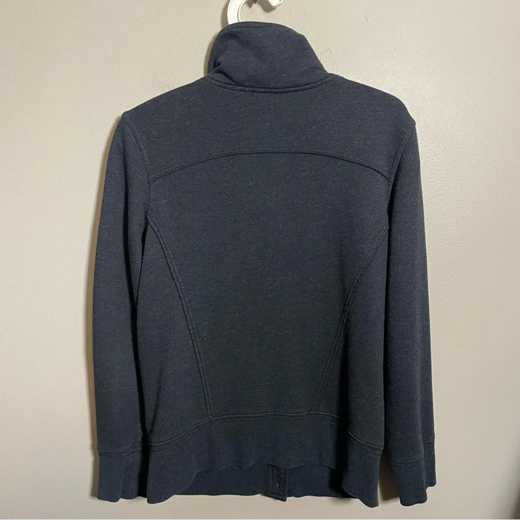 Lole button front jacket size medium - Image 2