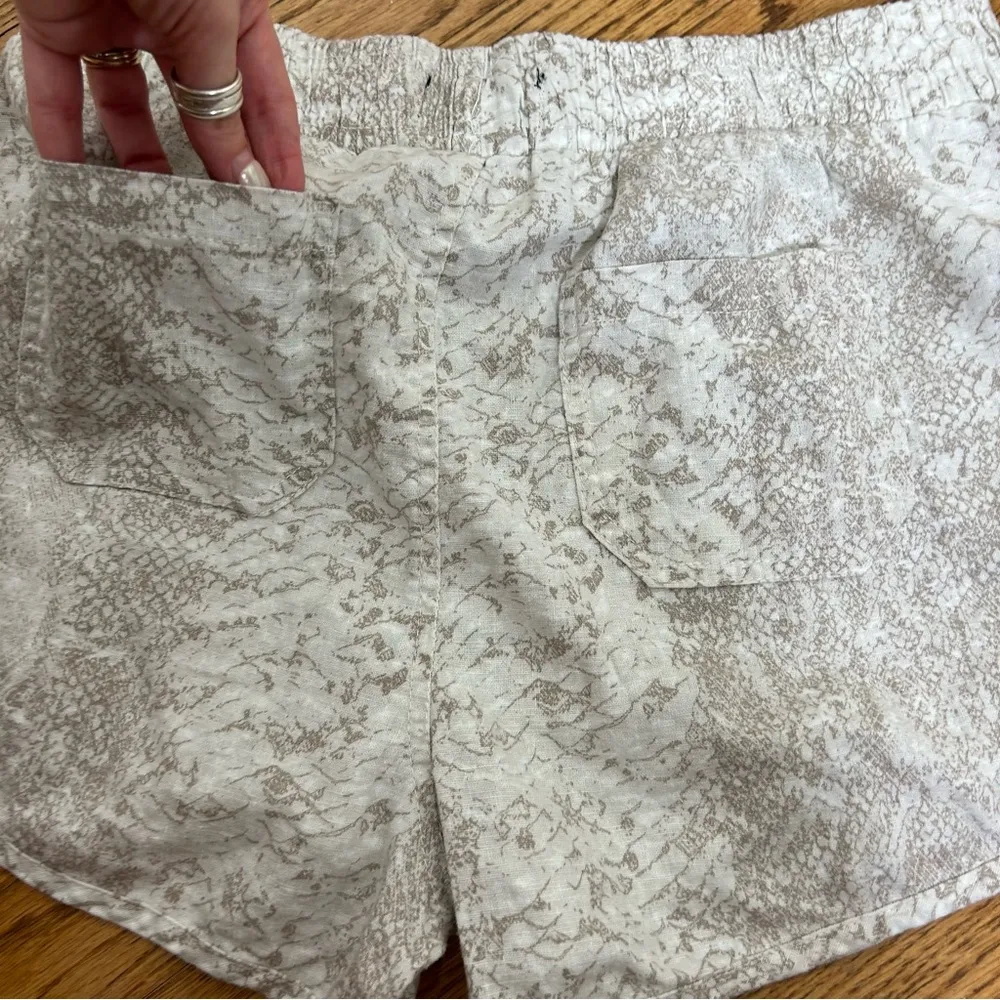 Rewash | Snake Print Linen Blend Lightweight Shorts Size   XL - Image 6
