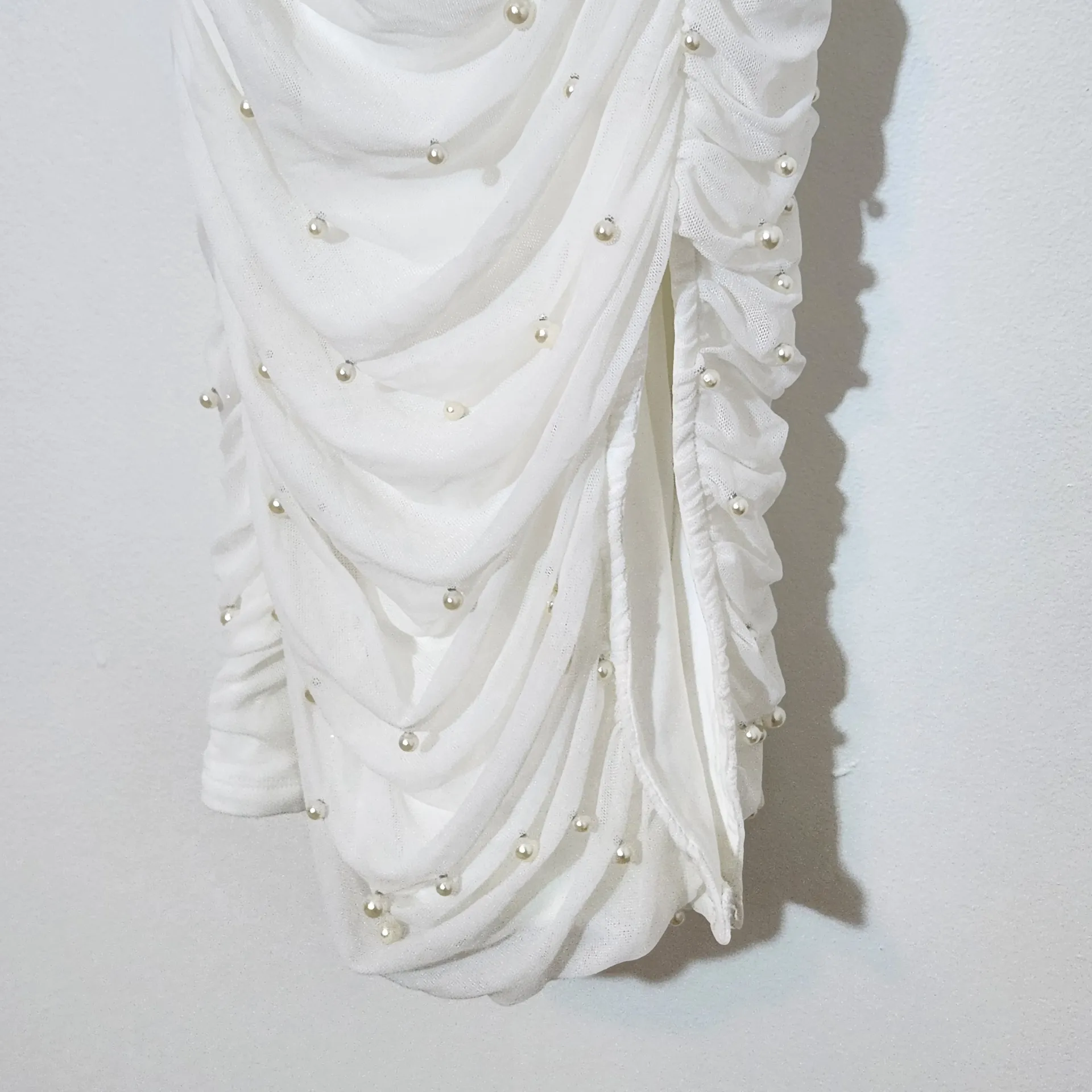 Lulus White Ruched Midi Dress with Pearl Accents NWT Size XS Bridal Midi Dress - Image 7