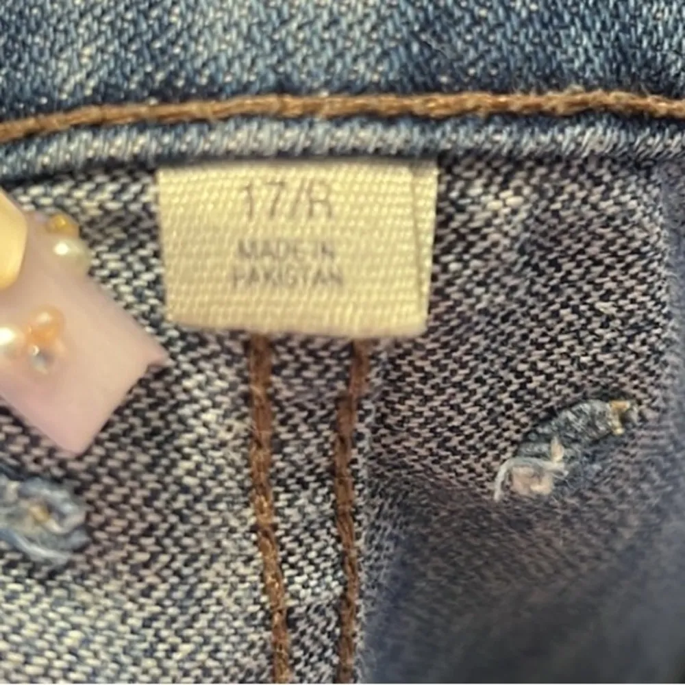 Women's High-Rise Wide Leg Jeans - Universal Thread Medium Wash. Size 17R - Image 10