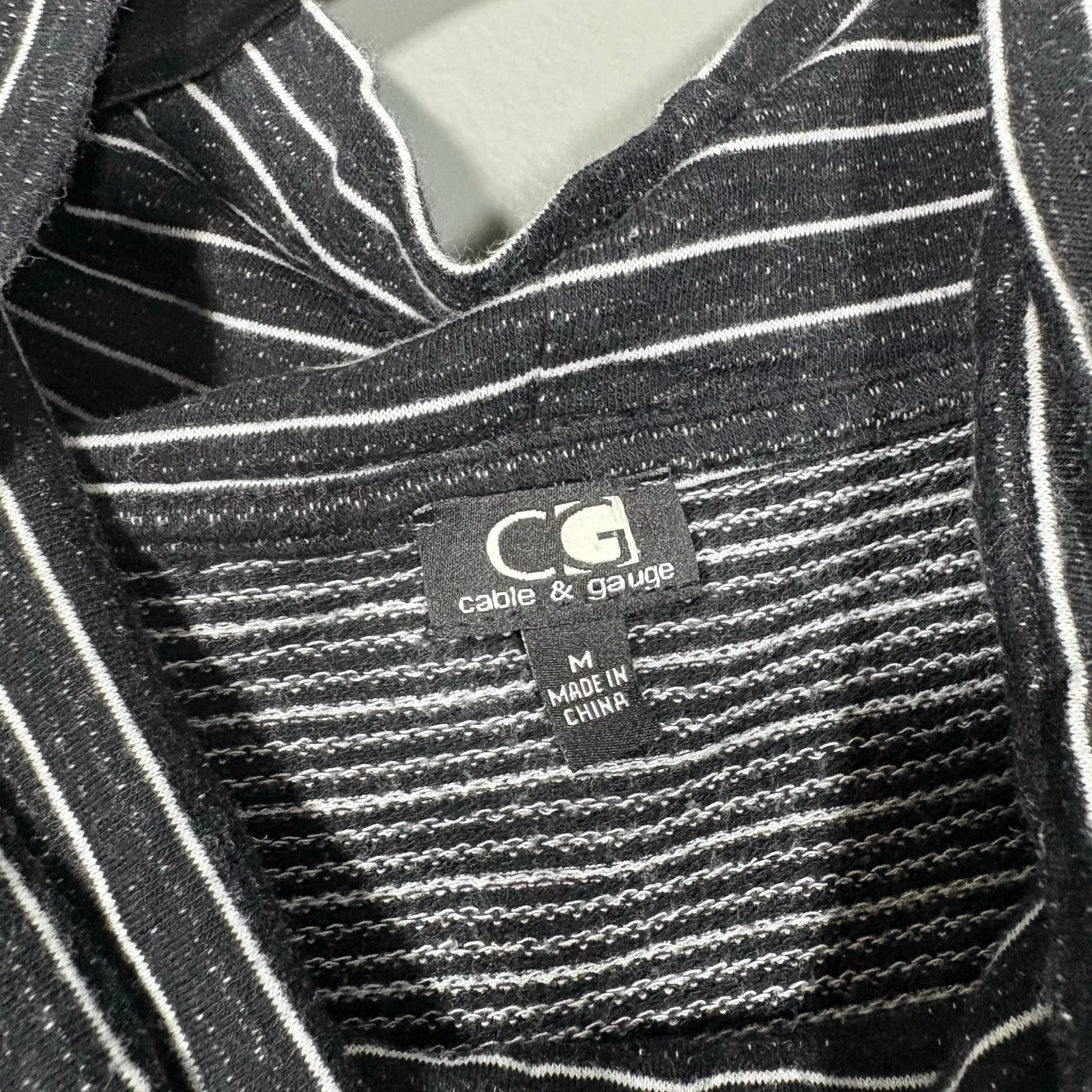 Cable & Gauge Women's Black & White Striped Tunnel Neck Sweatshirt - Size Medium - Image 4