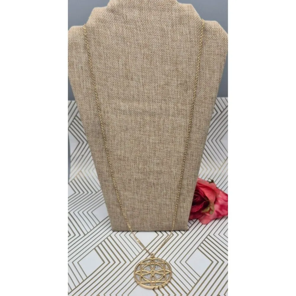 Versona  Gold Tone Long Link Chain Round Two Tone Pendant Necklace 34" - Image 4