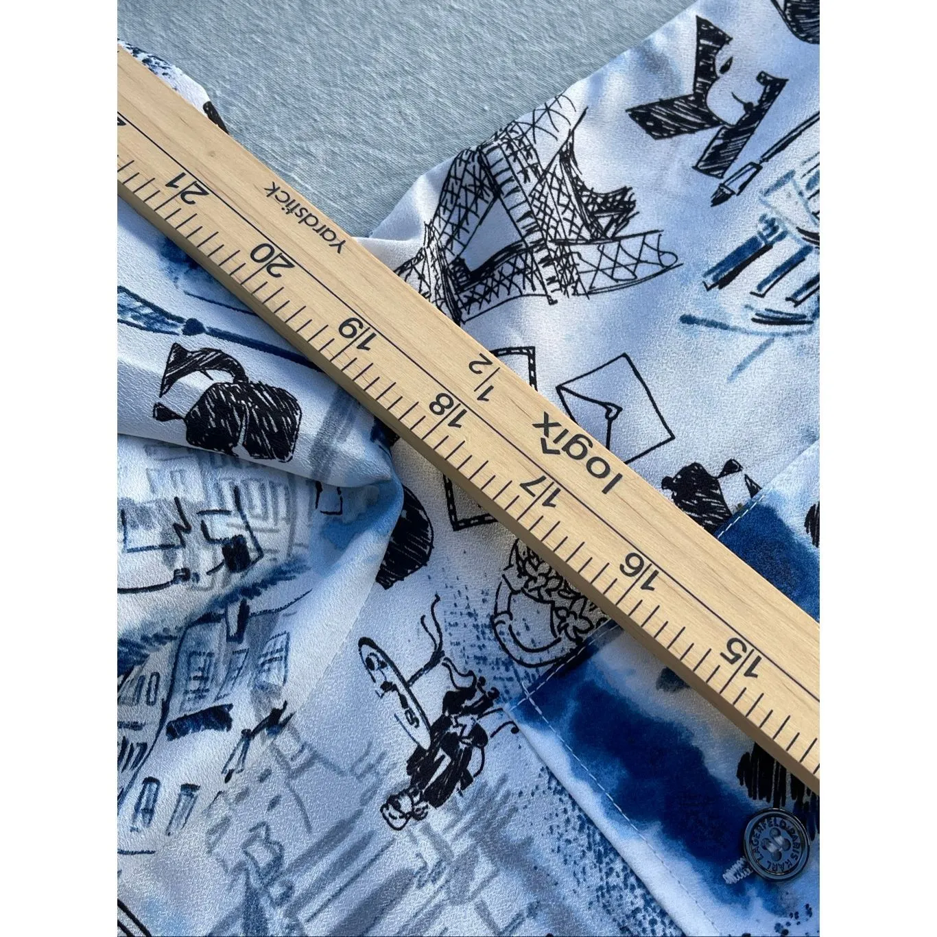 Karl Lagerfeld Paris size M “From Paris with Love” button up. - Image 7