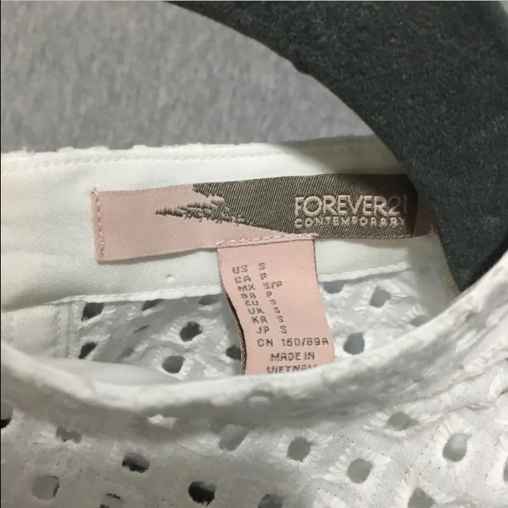 Forever 21  cropped all white perforated crop top - Image 2