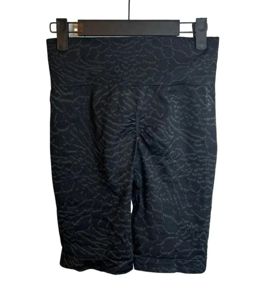 GYMSHARK WOMENS CYCLING SHORTS - Image 2