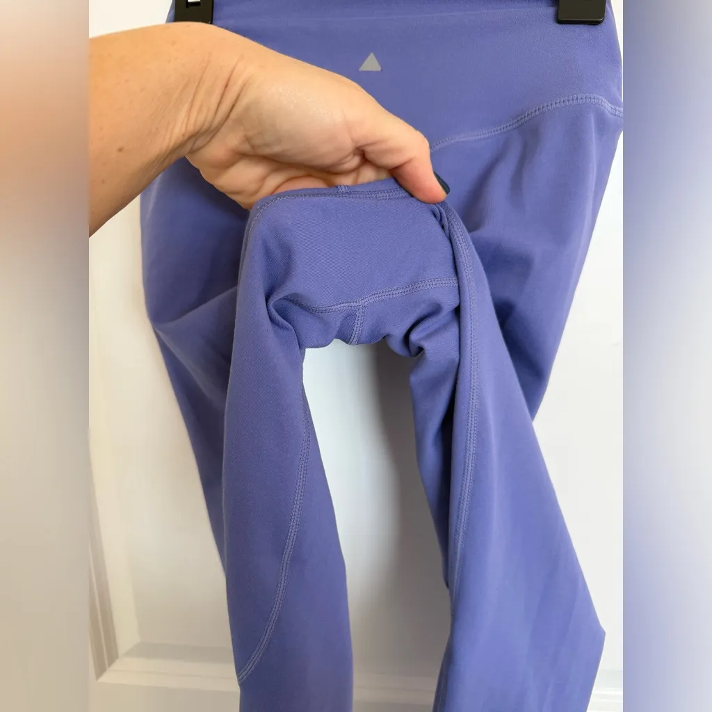 Balance Athletics Vitality 7/8 Leggings Small - Image 3