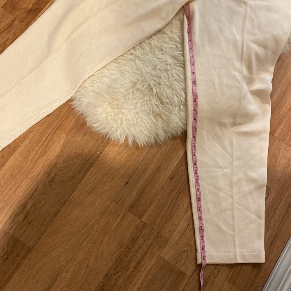 St. John Knitwear Pleated Santana Knit Pants Cream EUC Sz 8 Stretchy Classic - Image 13