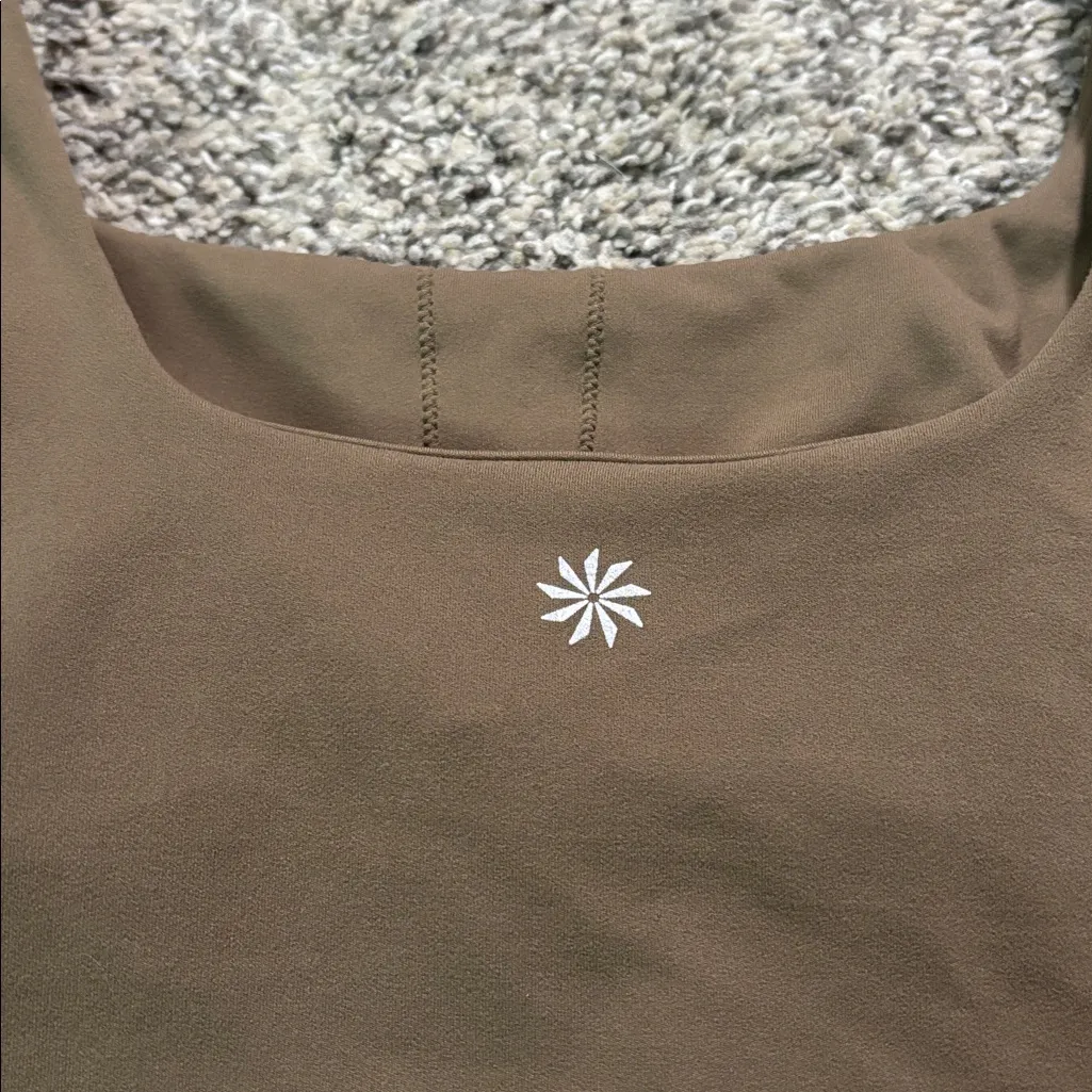 Athleta Transcend Square Neck Cropped tank top size XS Brown - Image 4
