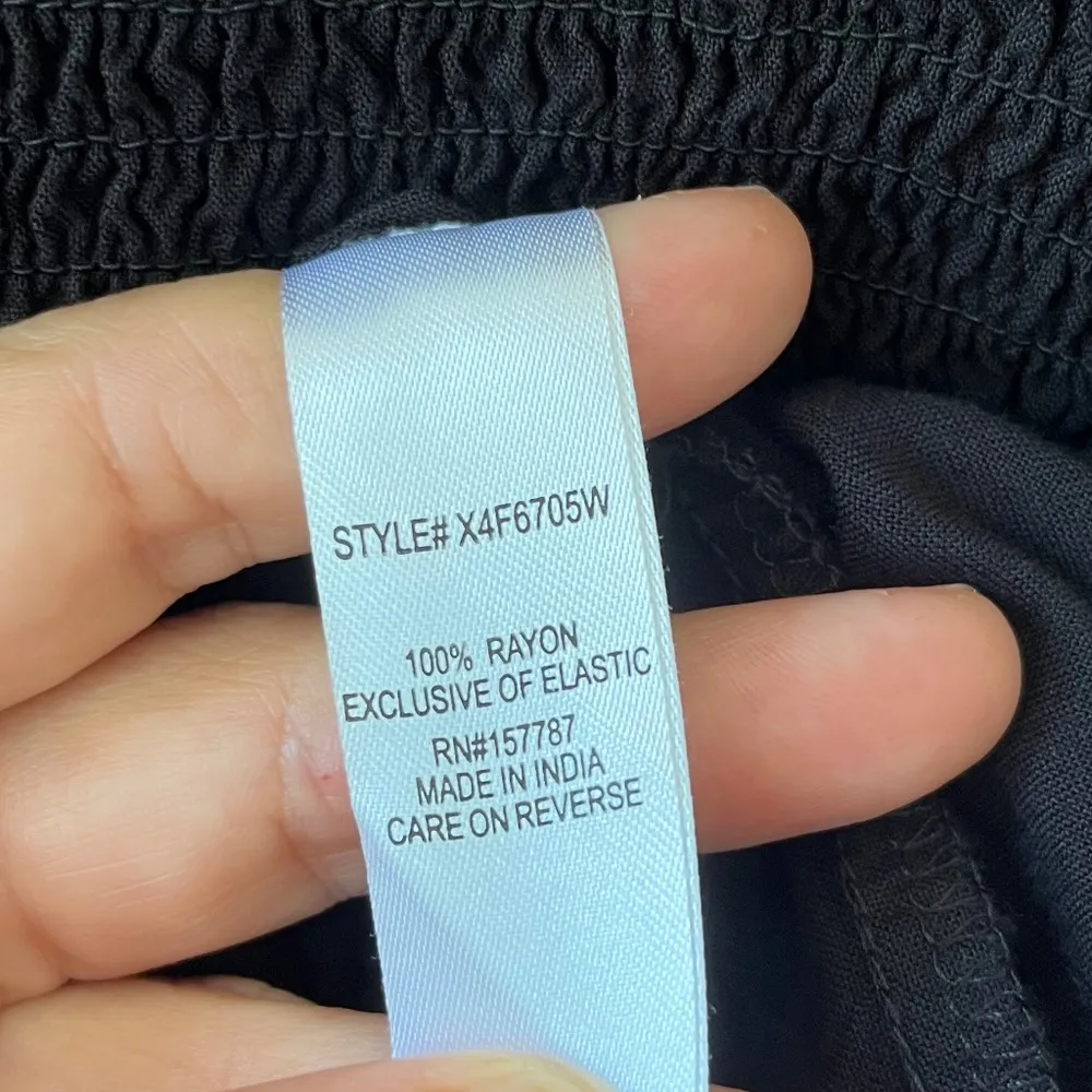 Jolie n Joy Sz XL Black Elastic Smocked V Neck Blouse Bell Long Sleeves Stretch‎ - Image 8