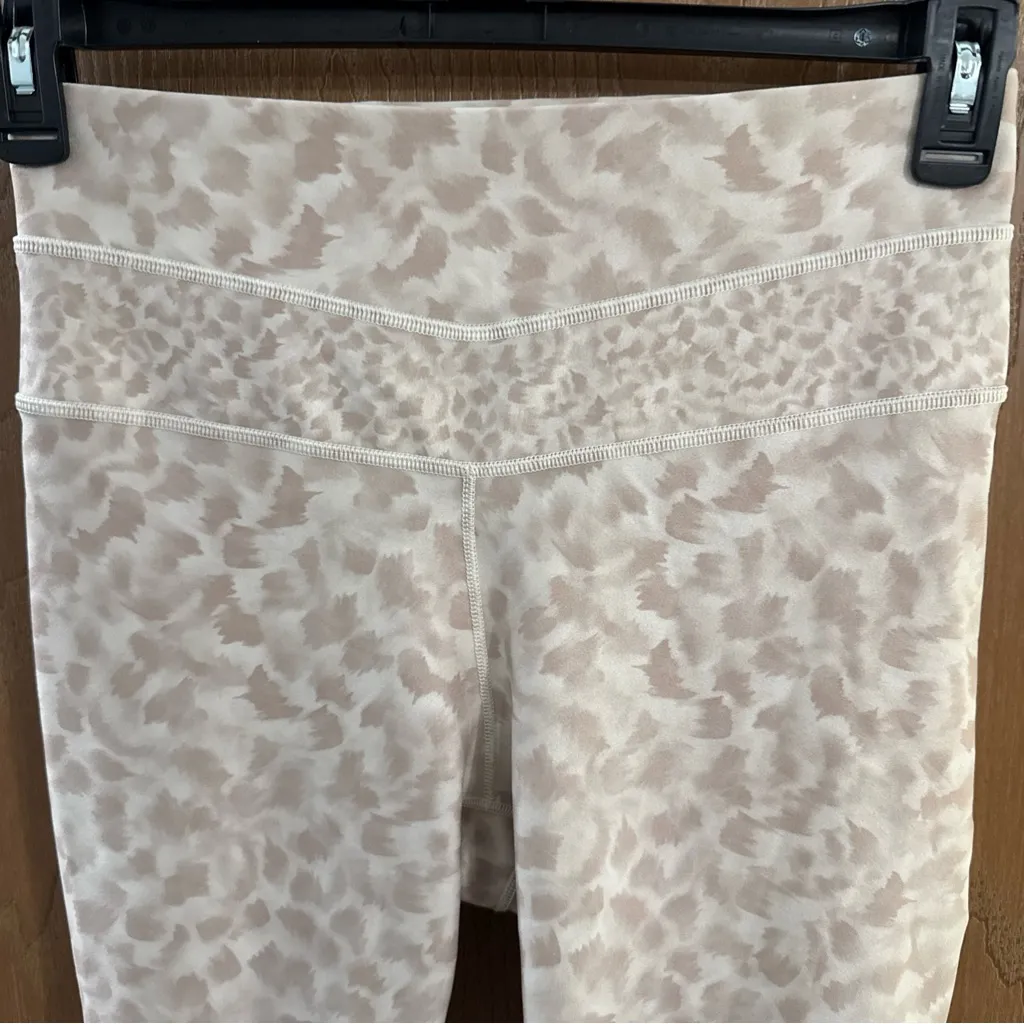 CALIA by Carrie Underwood Women's Essential Printed Legging Medium Camo Neutral White - Image 3