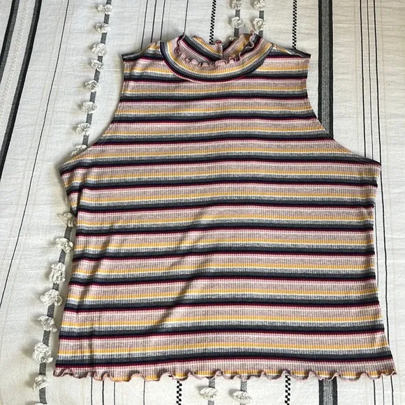 Candies • striped lettuce edge sleeveless top - Image 16