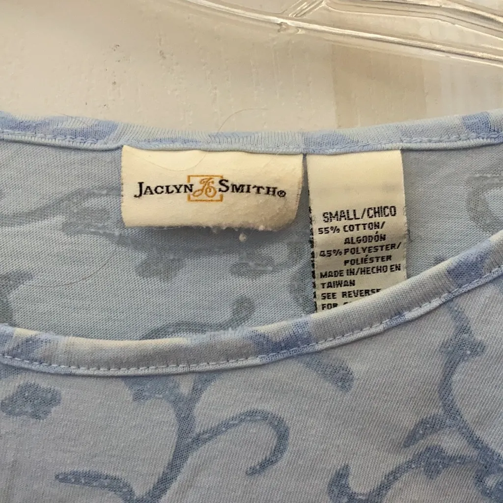 Jaclyn Smith FINAL MARKDOWN Ladies  tee small - Image 3