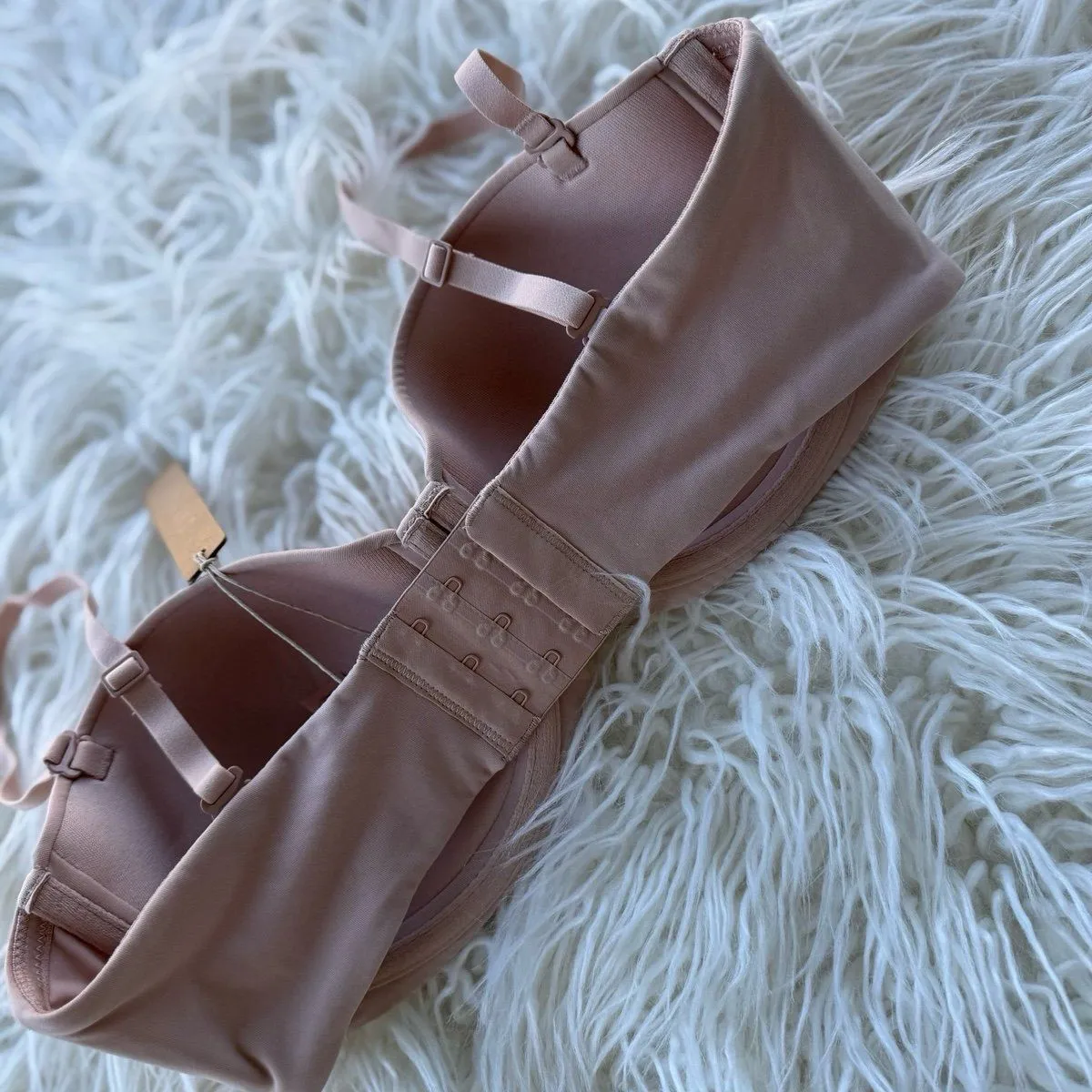 Skims Fits Everybody Strapless Bra Mica Size 36C - Image 7