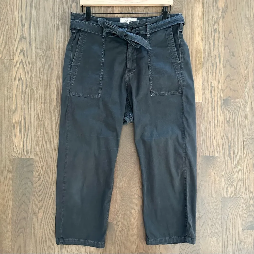 The Great The Convertible Tie Waist Cropped Pant in Charcoal Grey Size 2 Medium - Image 2