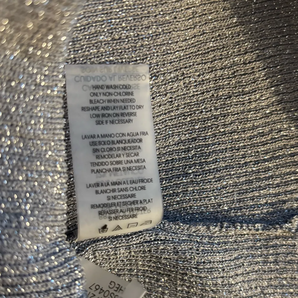 Calvin Klein Metallic Gray Johnny collar  Knit Top Size Medium - Image 3